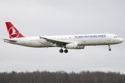 20.12.2014 - Turkish A321 323900_mid